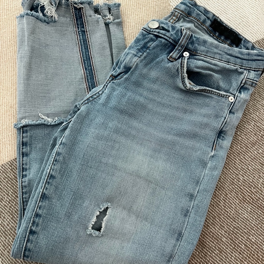 BLANK NYC skinny jeans